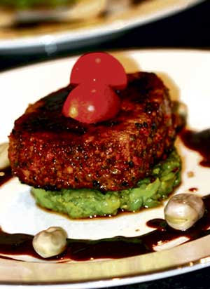 Fillet Steak with Tomato and Red Wine Sauce